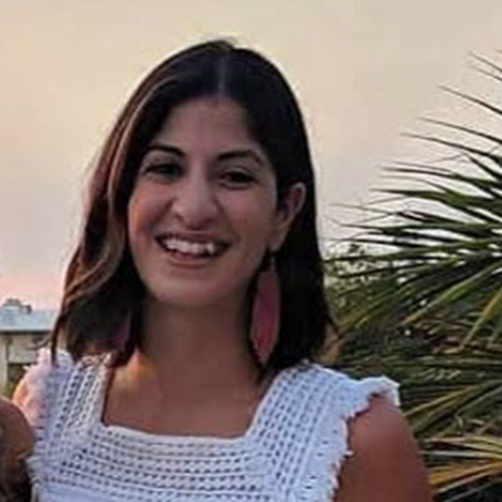 Meet your Posher, Parinaz